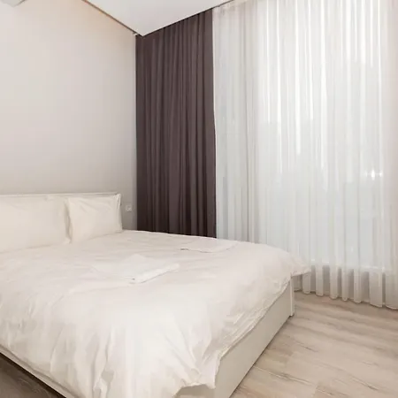 Modern And Spacious Flat With City View In Sariyer * Стамбул